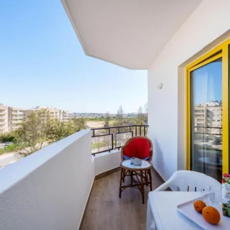A 500 M De La Da Rocha Appartement